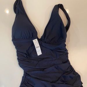 Long-torso ruched femme one-piece swimsuit